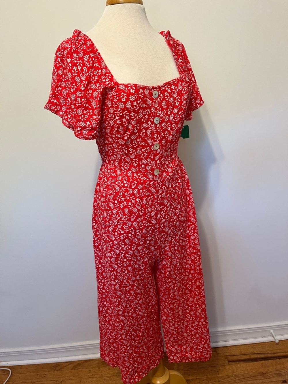 NWT luxology | floral jumpsuit | Small Smocked back - Picture 4 of 14
